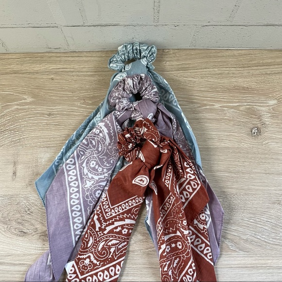 Free People Accessories - Free People Bandana Scarf Pony Scrunchie
